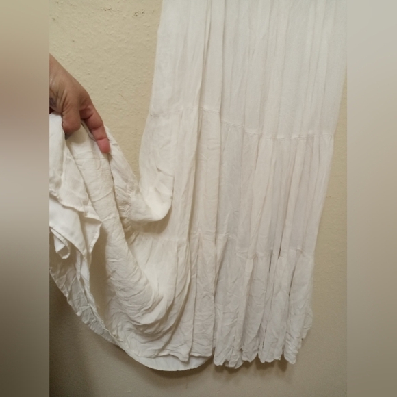 Gibson Latimer White Pleated Maxi Dress Scoop Neck - Picture 10 of 14